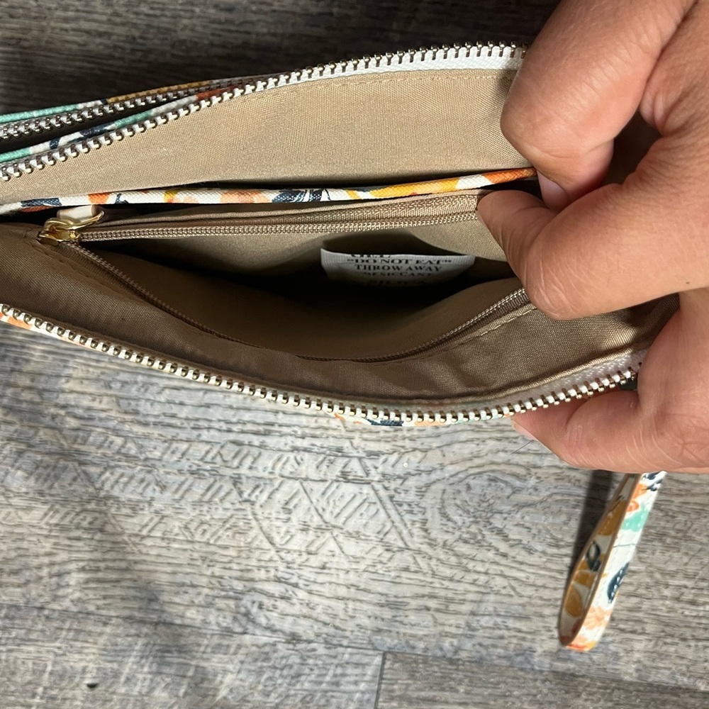 Nanette Lenore Orange and Green Crossbody Bag Vibrant Floral Design - Picture 7 of 8